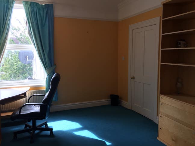 Single bedroom to rent Main Photo