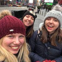 29 yo female looking for double room in Edinburgh Main Photo