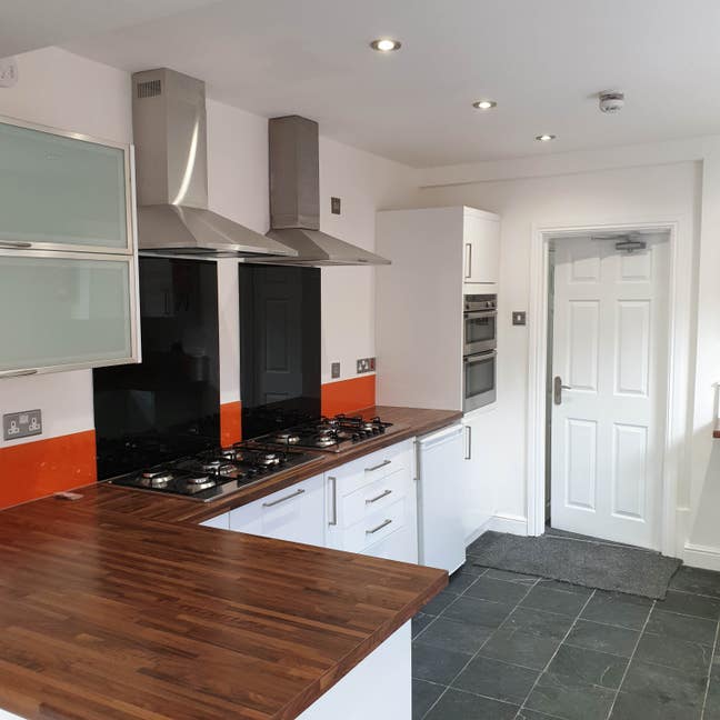 Room To Let in shared house  Main Photo