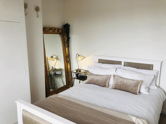 Double rooms - all utility bills included  Main Photo