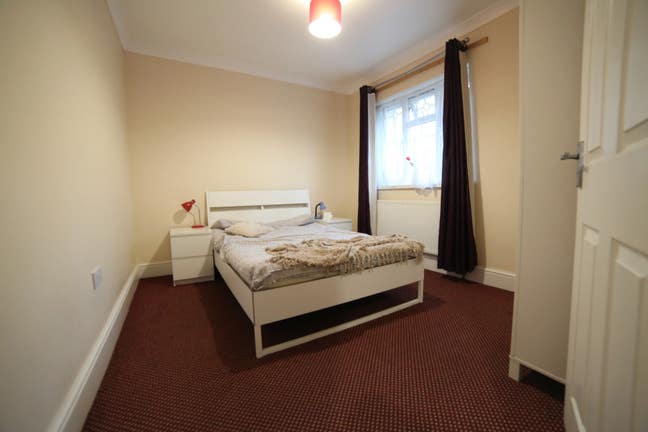 Double in Limehouse ** Stunning House with Garden Main Photo