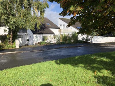 Lovely open plan house backing Park.  Main Photo