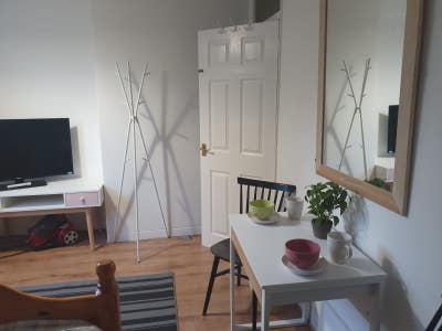 Double Room for Just (&pound;700) 4 Min from Abbey Wood  Main Photo