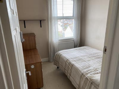 Single/small double room - in Aldershot Main Photo