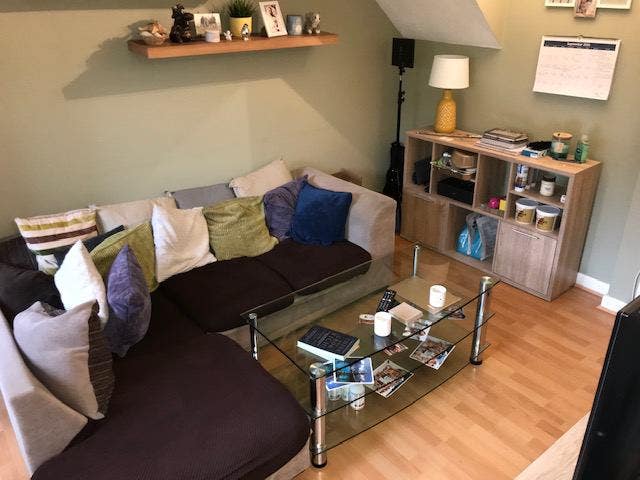 One Bedroom Flat near Slough High Street SL1 1TW Main Photo