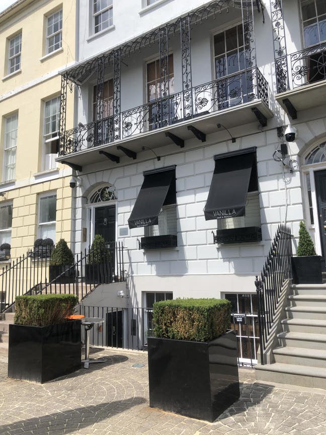 Large Double Room - Cambray Place, Cheltenham Main Photo