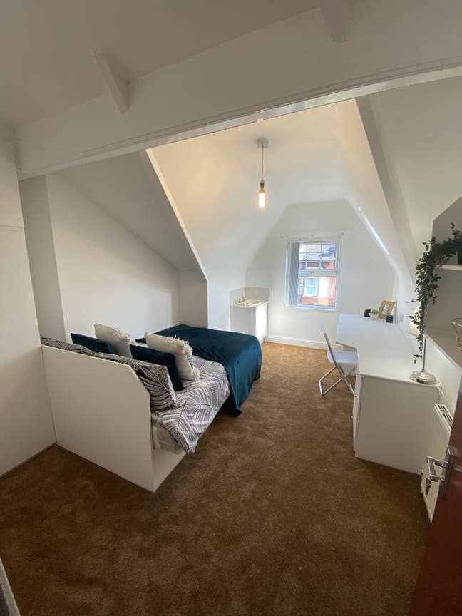 ⭐️ New 5 Bedroom House ⭐️ Main Photo