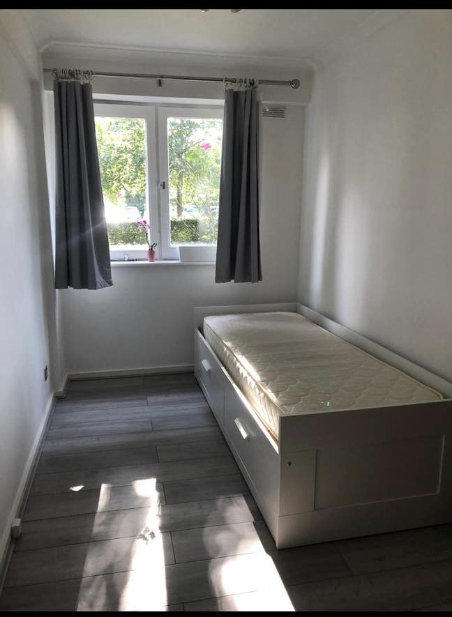 Room to rent  Main Photo