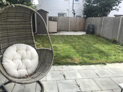 Double bedroom in garden flat; bills + cleaner inc Main Photo