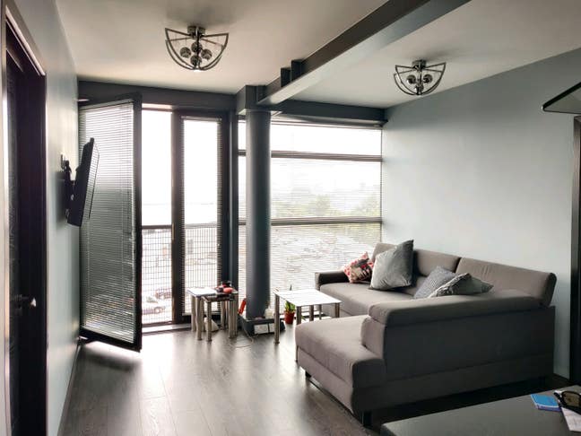Double room (3.71m x 3m) available in Stratford Main Photo