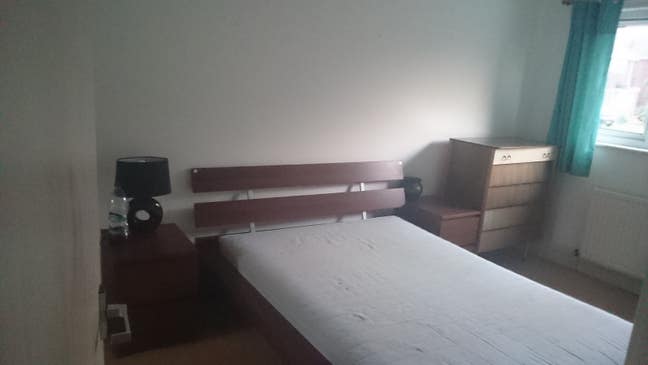 Double Room Available for a responsible animal lo. Main Photo