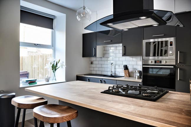 Brand  New  Professional House  Share Main Photo