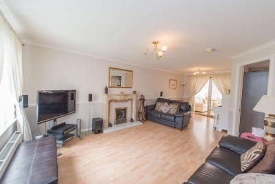 A Double Bedroom Available  Main Photo