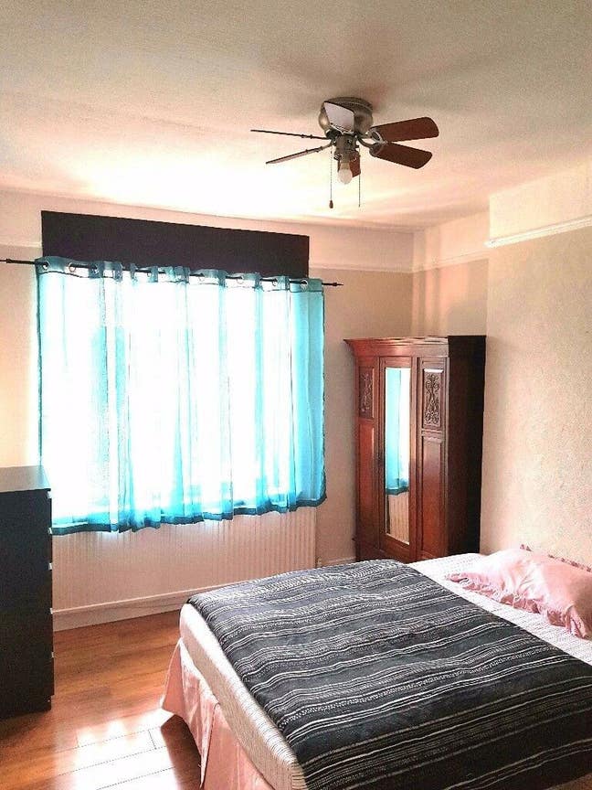 Beautiful Spacious double furnished room to rent!  Main Photo