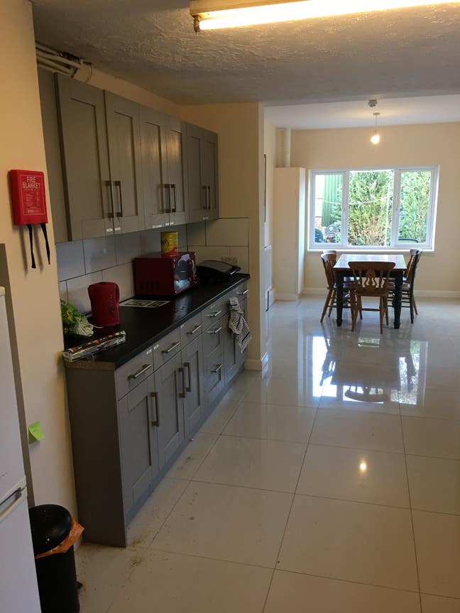 Lovely double ensuite room, CB1 HMO bills included Main Photo