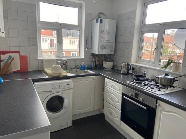  Large and Spacious Double Room Main Photo