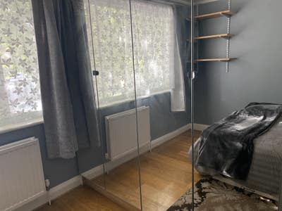 Double room available - Streatham high road Main Photo