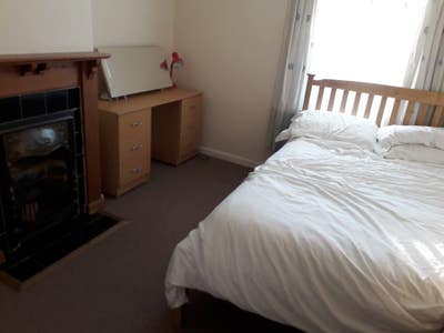  Double room, sharing house with one other Main Photo
