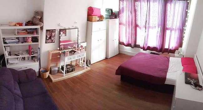 Huge room in a beautiful house (5mins to tube) Main Photo
