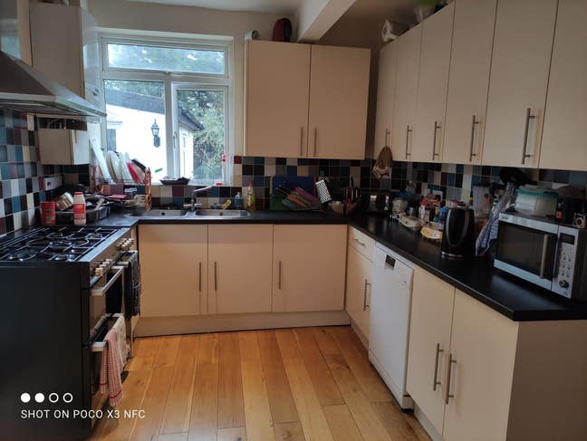 Beautiful bedrooms available in Feltham Main Photo