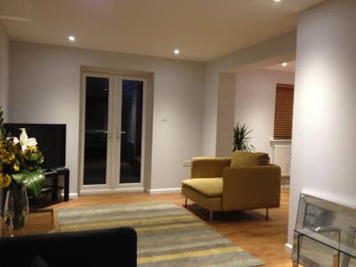 Stunning Double Room Close To Town and Hospital Main Photo