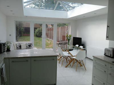 Lovely room in house with garden. All bills inc Main Photo