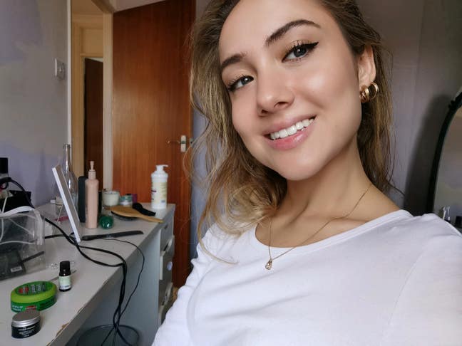 Looking for a room in a clean and quiet place Main Photo