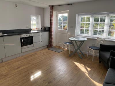Studio in Fontwell Main Photo