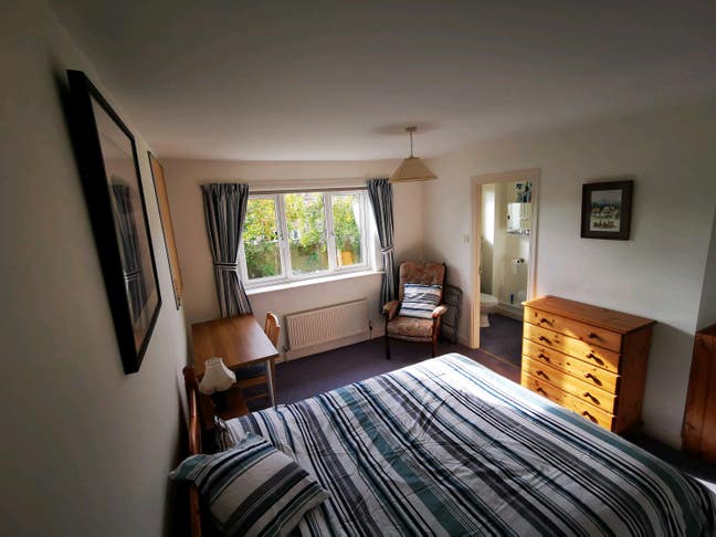 Double room with ensuite Main Photo