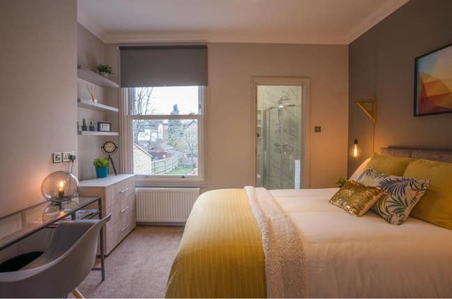 Luxury Room and Ensuite, Bills Inc VIEW NOW Main Photo