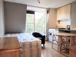 Self-contained single studio in Hammersmith Main Photo