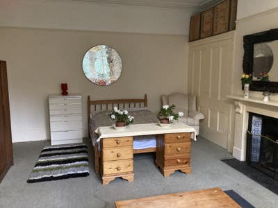 Large double room Main Photo