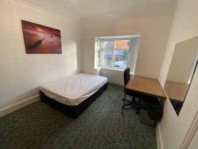 Brunel Students Uxbridge:Single Room Main Photo