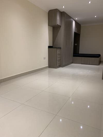 Newly Refurbished Double En-suite room  Main Photo