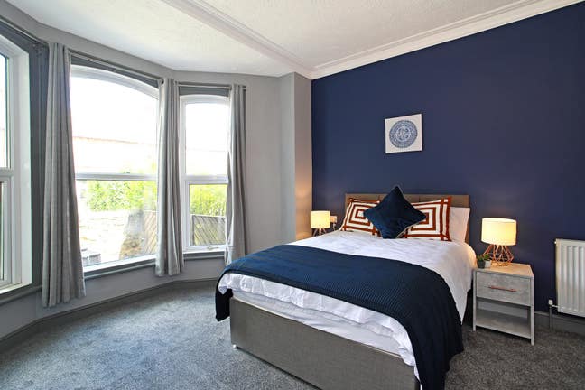 WF1 Wakefield  - Large rooms with En-suites  Main Photo