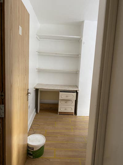 One single room for &pound;600 M130UB Main Photo