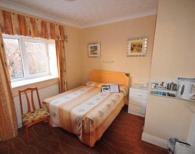 Devoncourt Double Bedroom Exmouth Main Photo