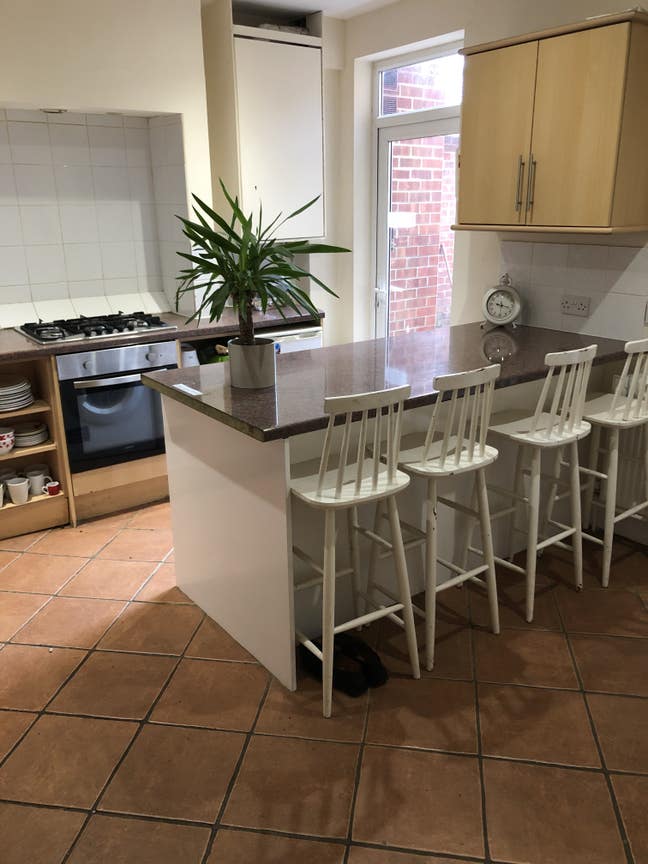 En-suite room in shared house close to city centre Main Photo