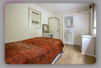 Private and quiet En Suite Double room Main Photo