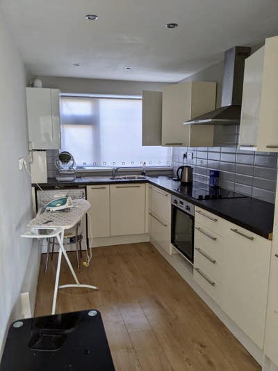 1 Bedroom apartment Houghton Regis w back garden Main Photo