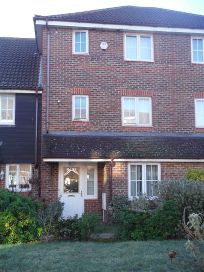 Single Middle Floor Room to Rent in Hatfield Main Photo