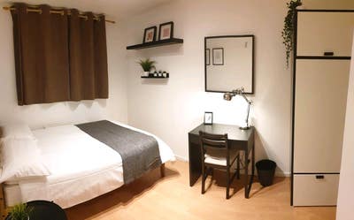 Spacious Double Room Furnished SW8 Main Photo
