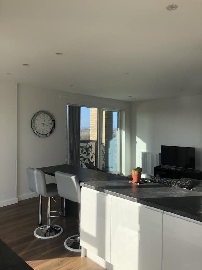 Double Room in Apartment - Leyton (14th Floor) Main Photo