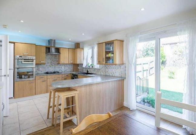 Cosy Room Close to City Centre and Universities Main Photo