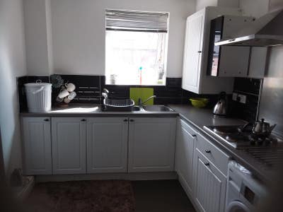 3quarter- Double Bedroom 15min from city centre Main Photo