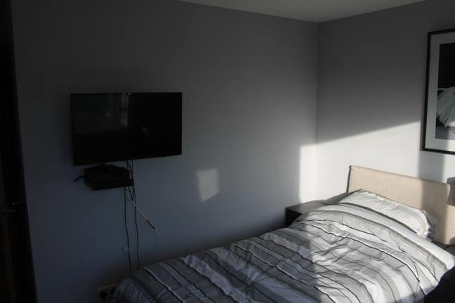 Clean, comfortable room, All bills included. Main Photo