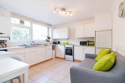 Newly Renovated Double Room  Main Photo