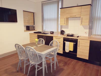 Great House Share Main Photo