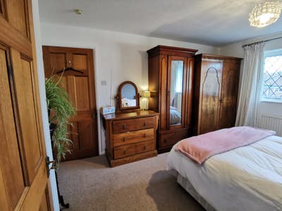 Huge Rooms in Spacious, Relaxing Home Main Photo