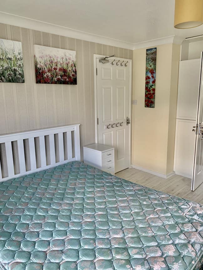 Large Room Private Bathroom Near Jpm, Hospital  Main Photo